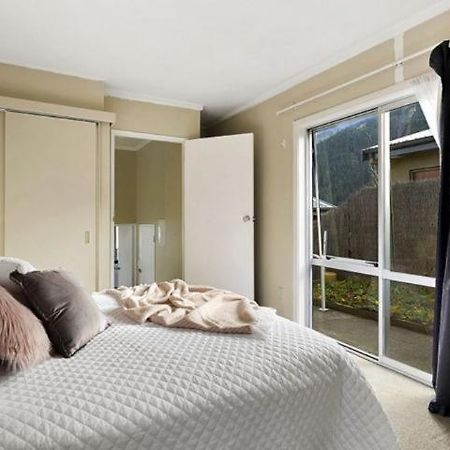 Ultimate Convenience, Walk-To-Town Townhouse Villa Queenstown Exterior photo