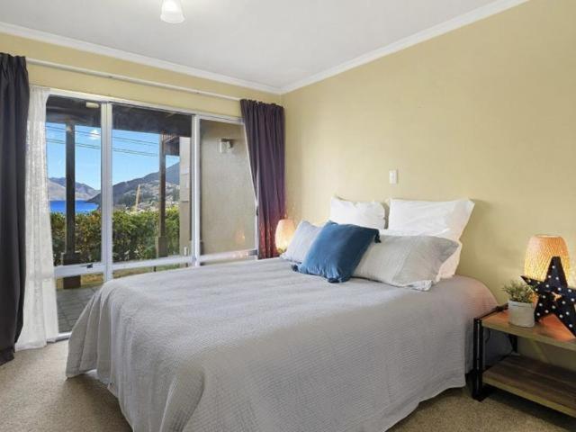 Ultimate Convenience, Walk-To-Town Townhouse Villa Queenstown Exterior photo